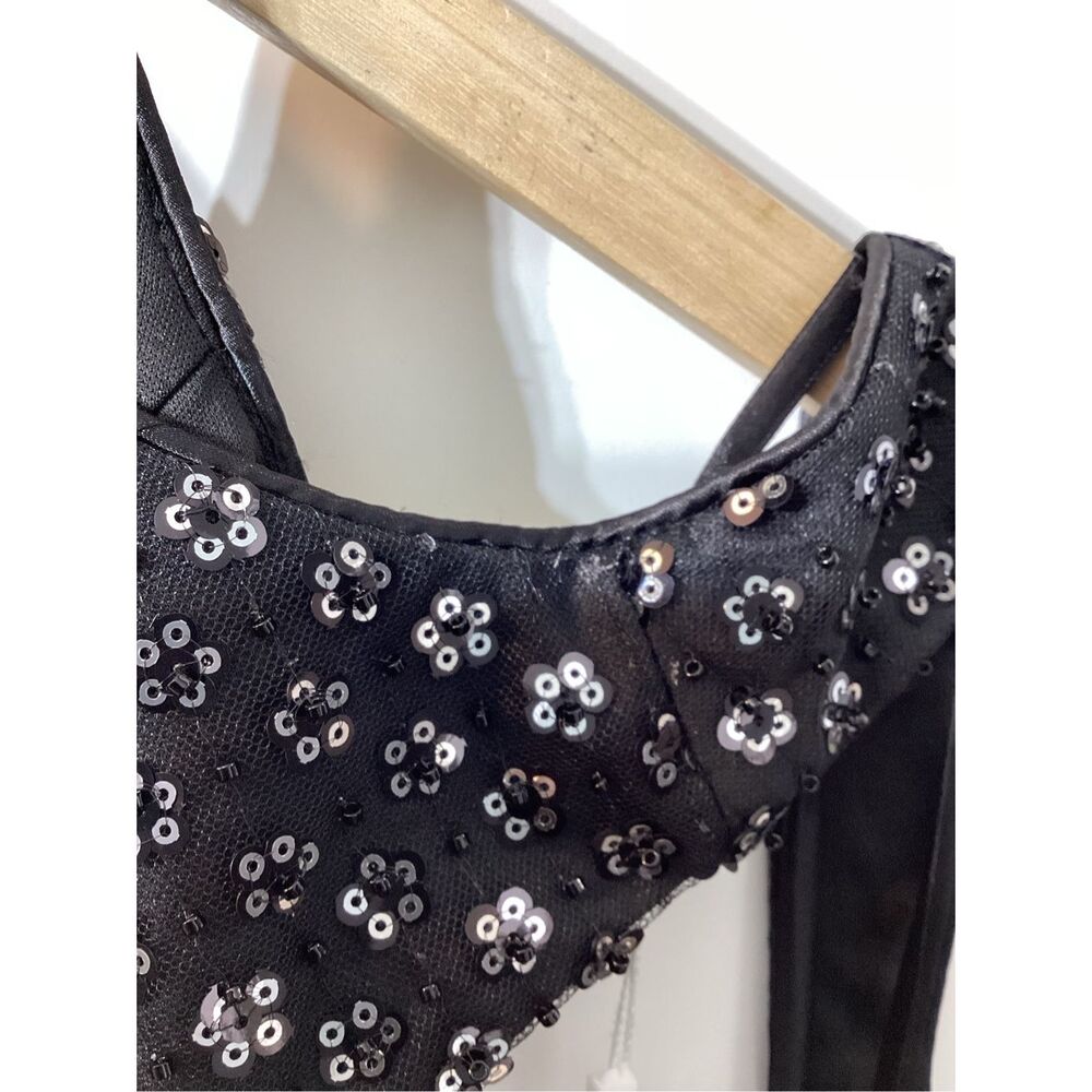 Mac Duggal Black Floral sequined Criss Cross Bodice Gown size 0 NWT - Picture 11 of 14